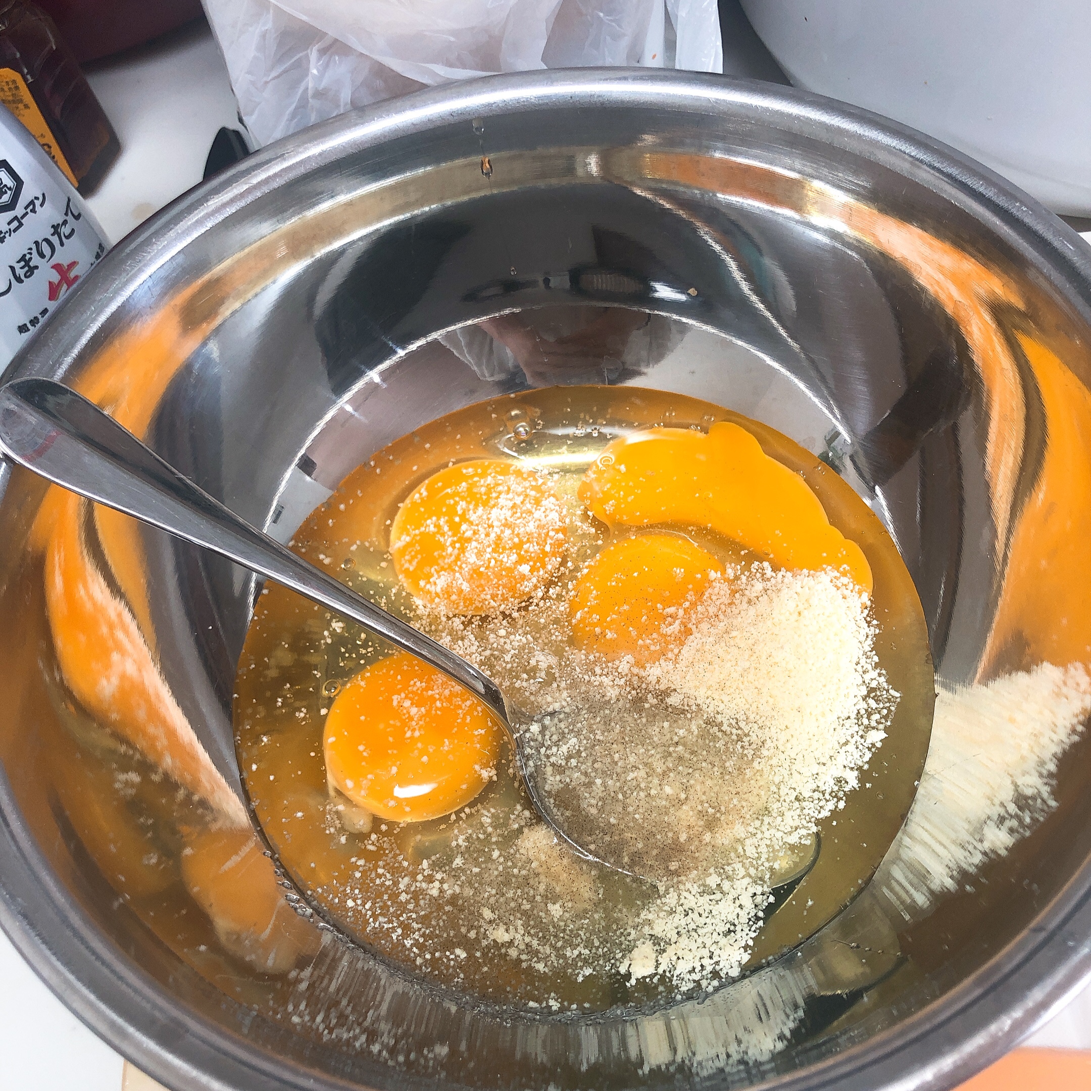 ホットクックでスパニッシュオムレツ卵液